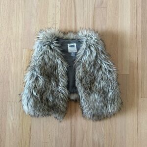 Old Navy Girls Cropped Faux-Fur Vest Size 5T